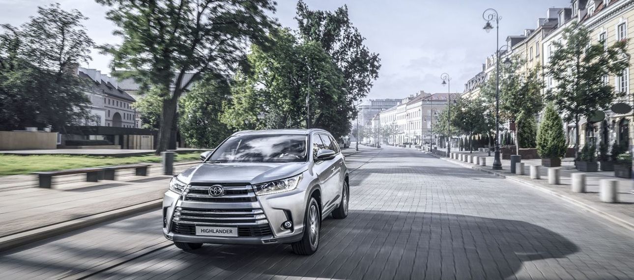 В России стартовал прием заказов на новый Toyota Highlander В России стартовал прием заказов на новый Toyota Highlander