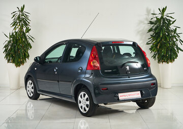 Peugeot 107 Вид 4