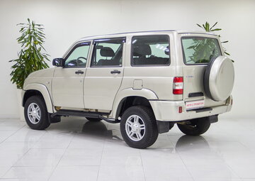 UAZ Patriot Вид 4