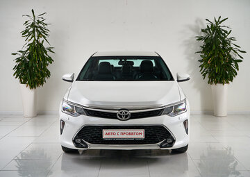 Toyota Camry Вид 2