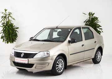 Renault Logan Вид 1