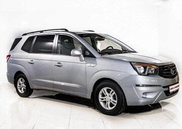 KGM | Ssangyong Rodius Вид 3