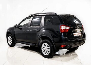 Nissan Terrano Вид 4