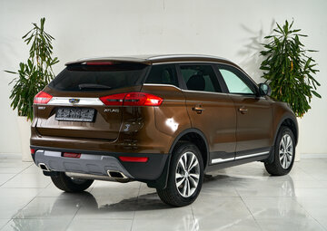 Geely Atlas Вид 5