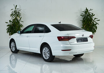 Volkswagen Jetta Вид 4