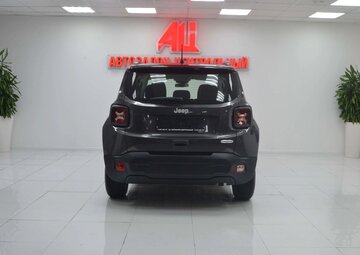 Jeep Renegade Вид 4