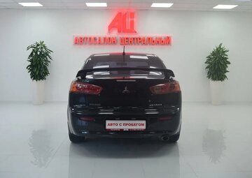 Mitsubishi Lancer Вид 4
