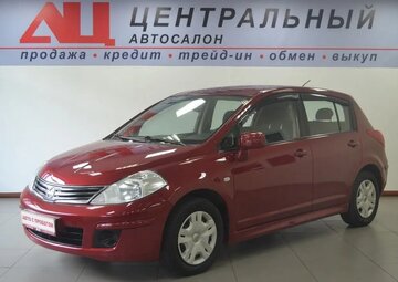 Nissan Tiida Вид 1