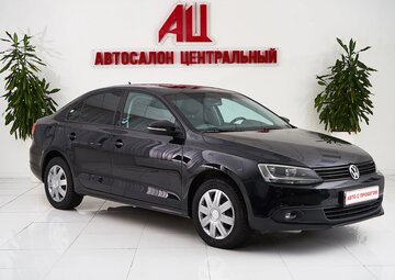 Volkswagen Jetta Вид 3