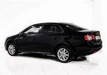 Volkswagen Passat Вид 4