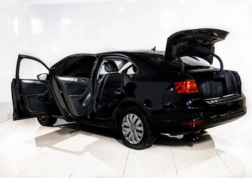 Volkswagen Jetta Вид 5