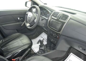 Renault Logan Вид 5